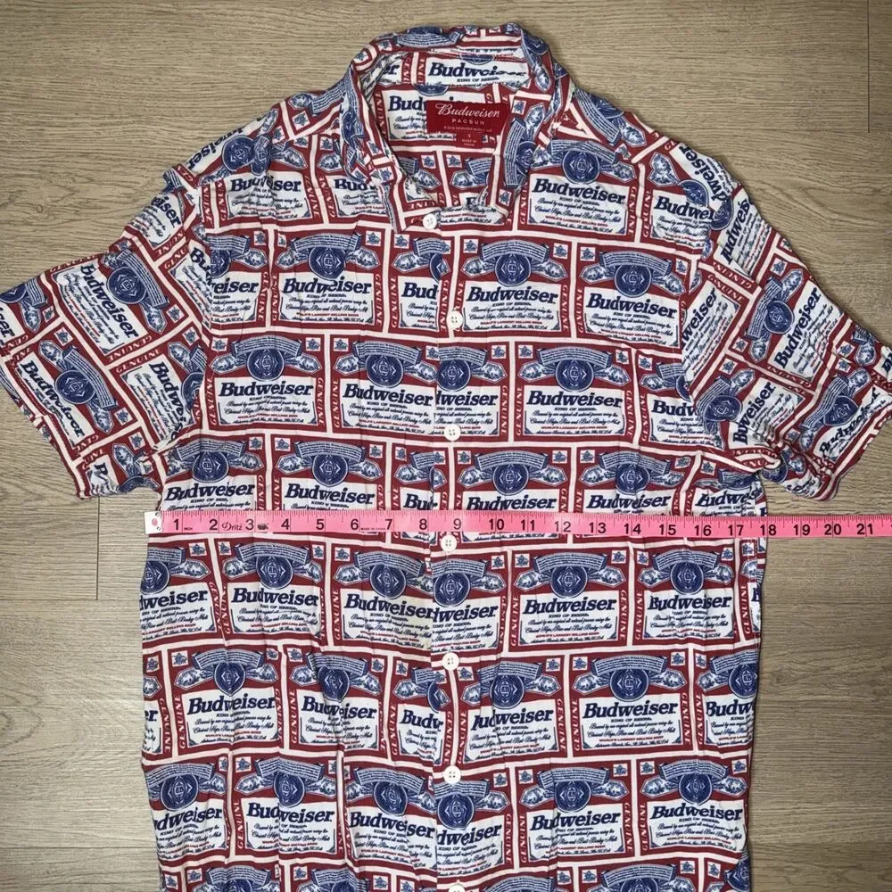 Pacsun x Budweiser All Over Print Beer Label Short Sleeve Shirt Mens Size Small⁠
